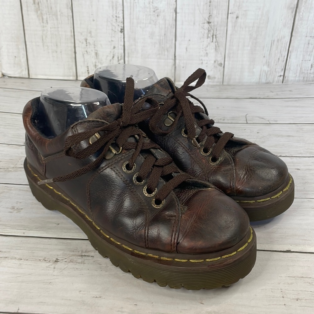 VINTAGE 8312 Doc Martens Lace Up Oxfords
